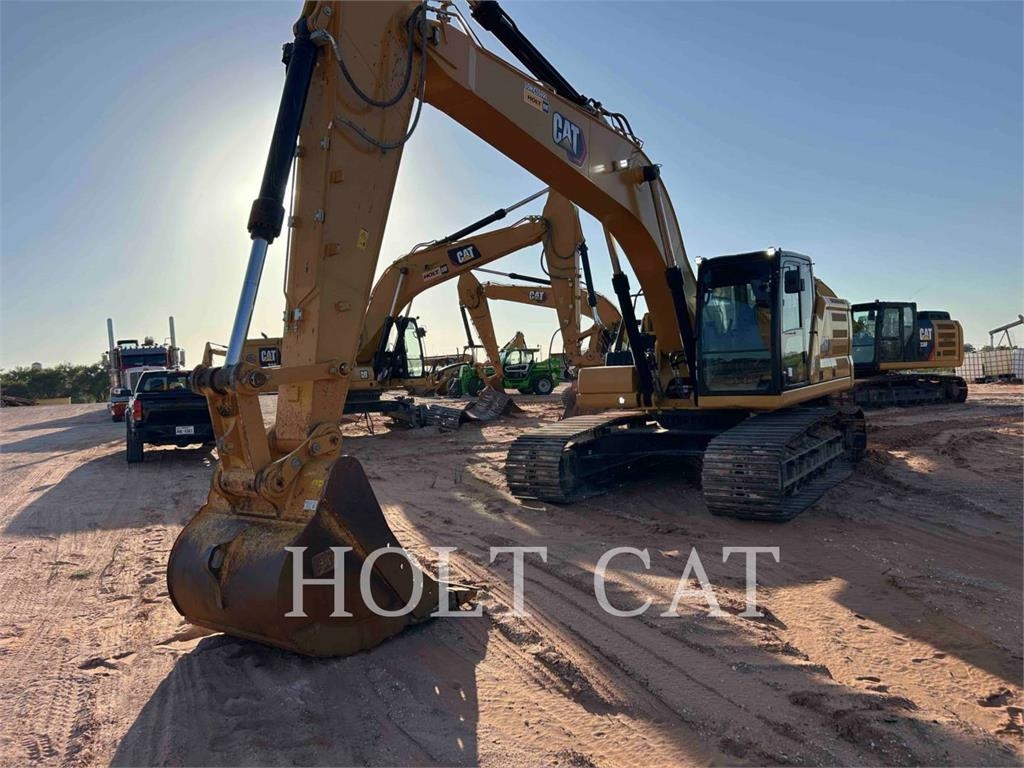 Pelle sur chenilles Caterpillar 330GC — occasion 2023, 3 530 h