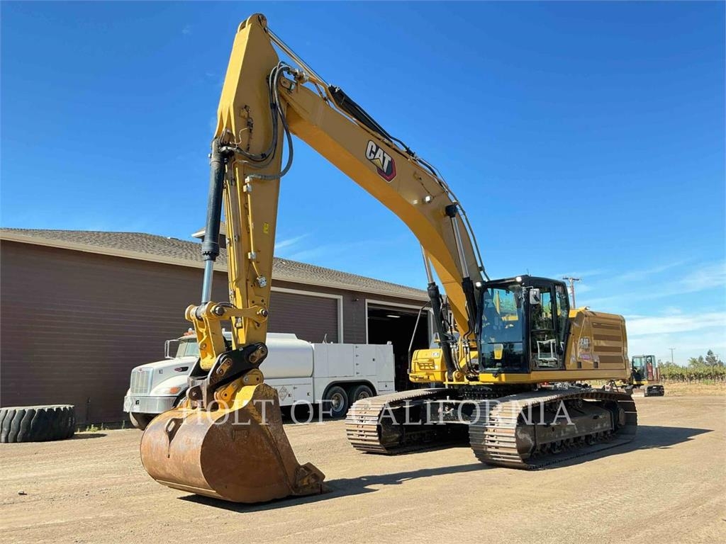 Pelle sur chenilles Caterpillar 340 — occasion 2022, 4 420 h