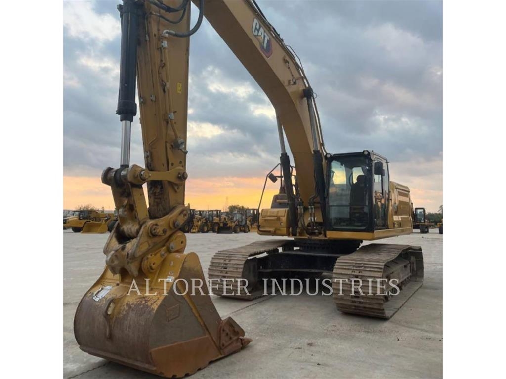 Pelle sur chenilles Caterpillar 340-08 — occasion 2023, 2 613 h
