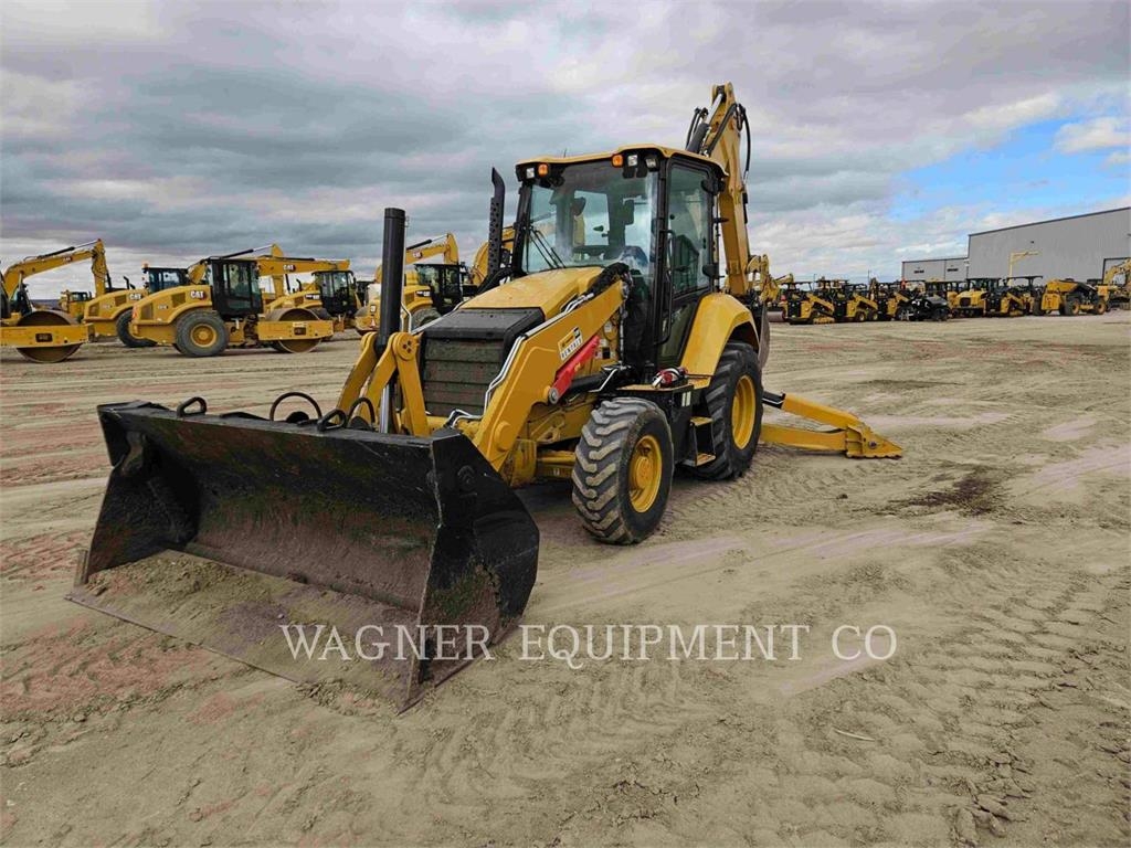 Tractopelle Caterpillar 440 — occasion 2023, 1 307 h