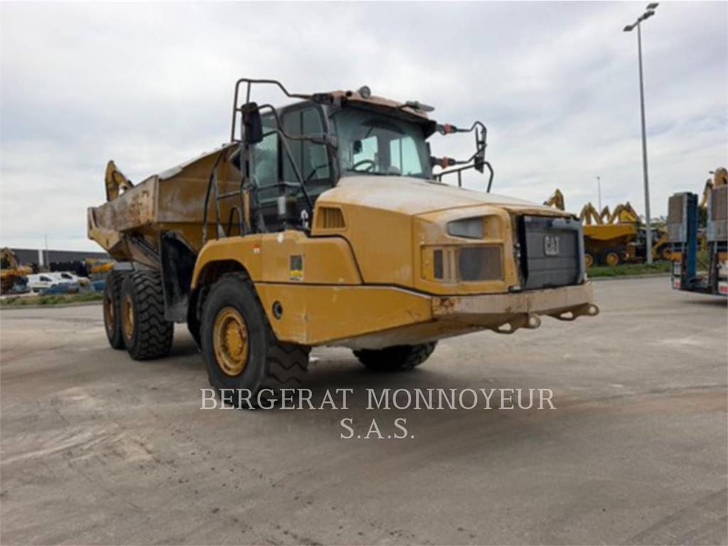 Tombereau articulé Caterpillar 730 — occasion 2020, 7 924 h