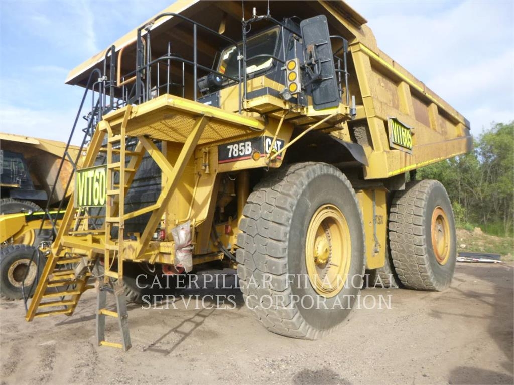 CAT 785B