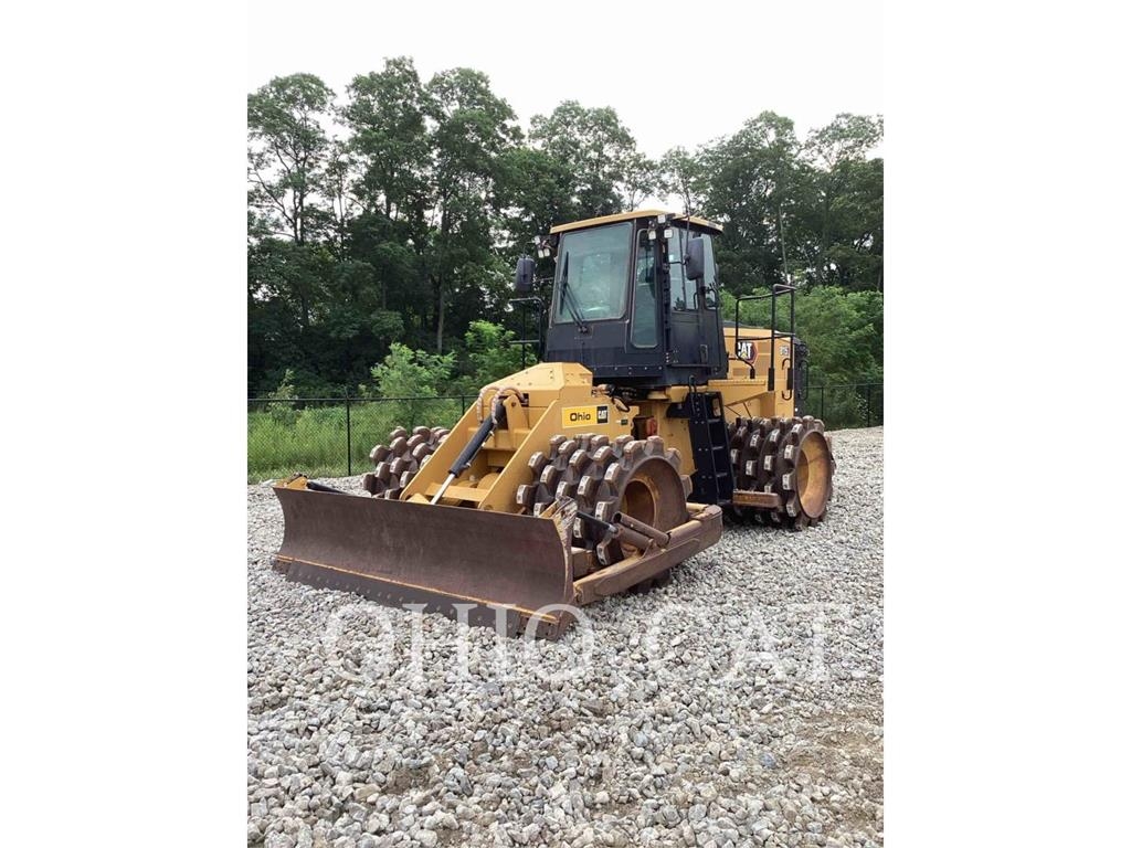 CAT 815