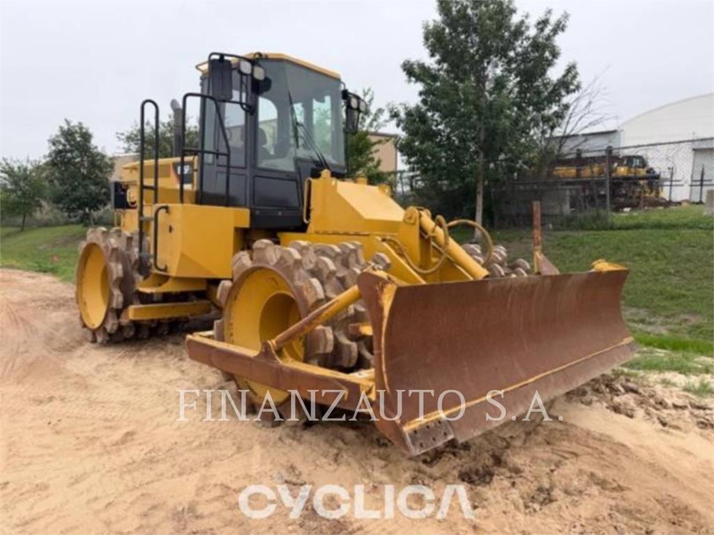 Compacteur Caterpillar 815F — occasion 2015, 4 169 h