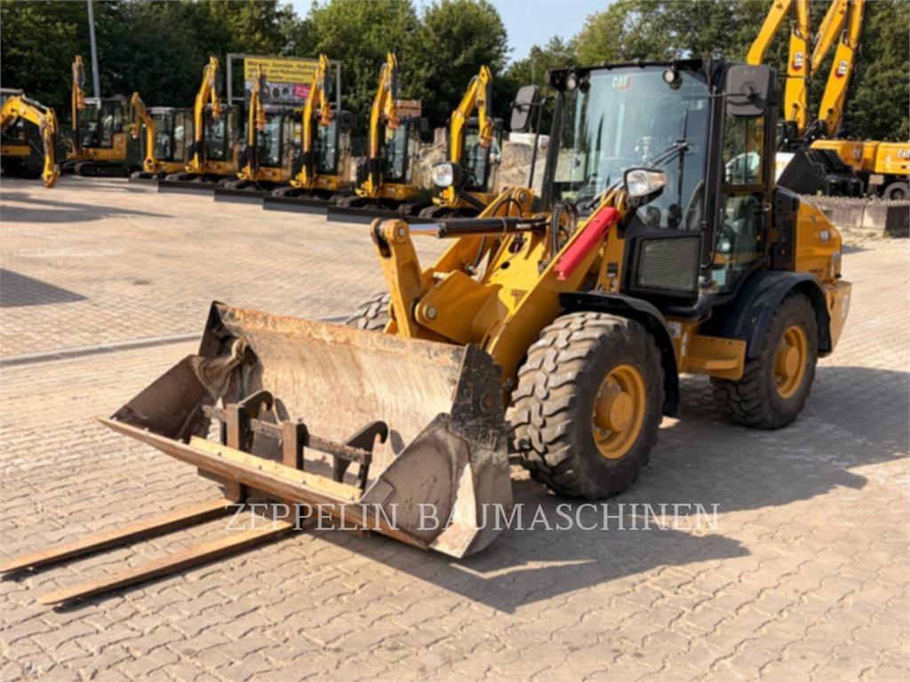 Chargeuse sur pneus Caterpillar 906-14 — occasion 2022, 1 775 h