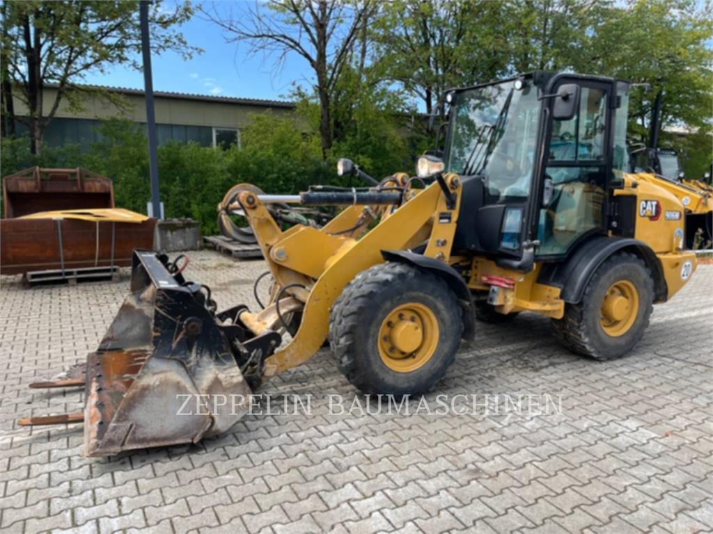 Chargeuse sur pneus Caterpillar 906M — occasion 2020, 3 378 h