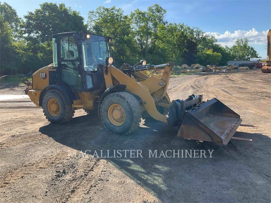 Chargeuse sur pneus Caterpillar 906M AW+ — occasion 2022, 3 407 h
