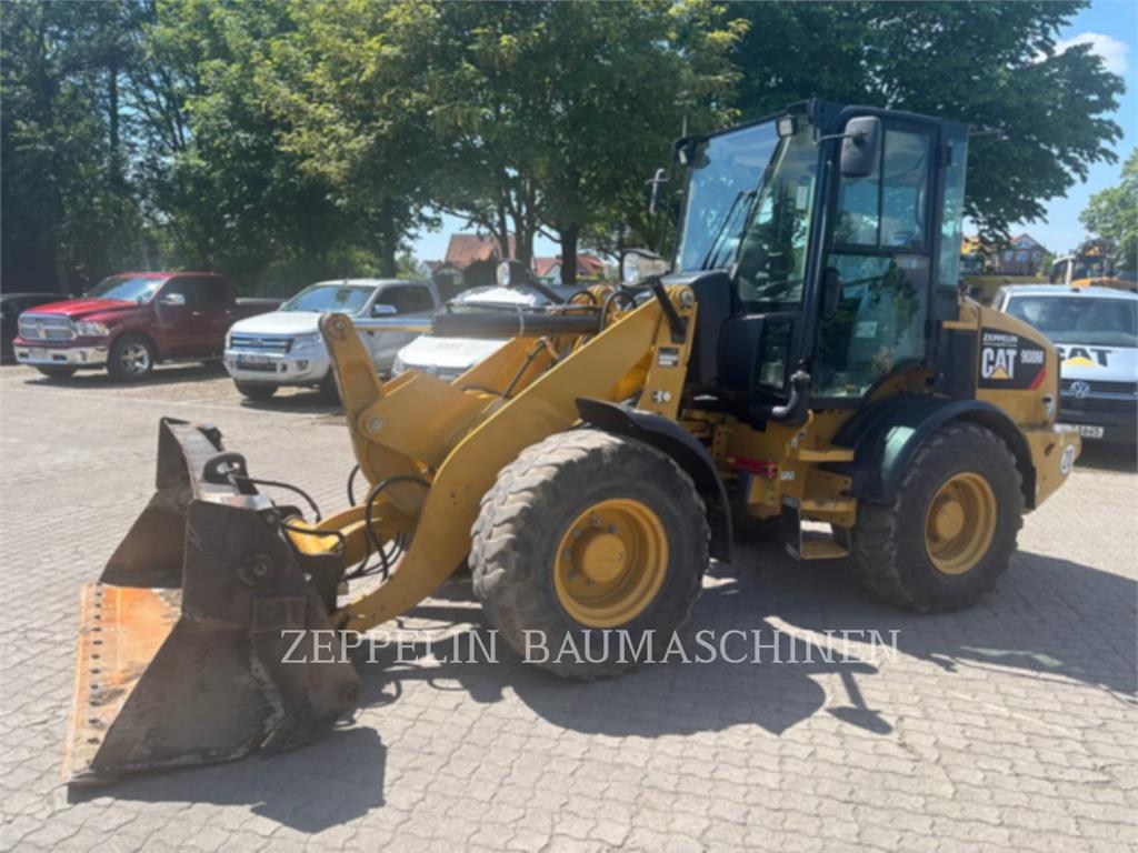 Chargeuse sur pneus Caterpillar 908M — occasion 2016, 4 292 h