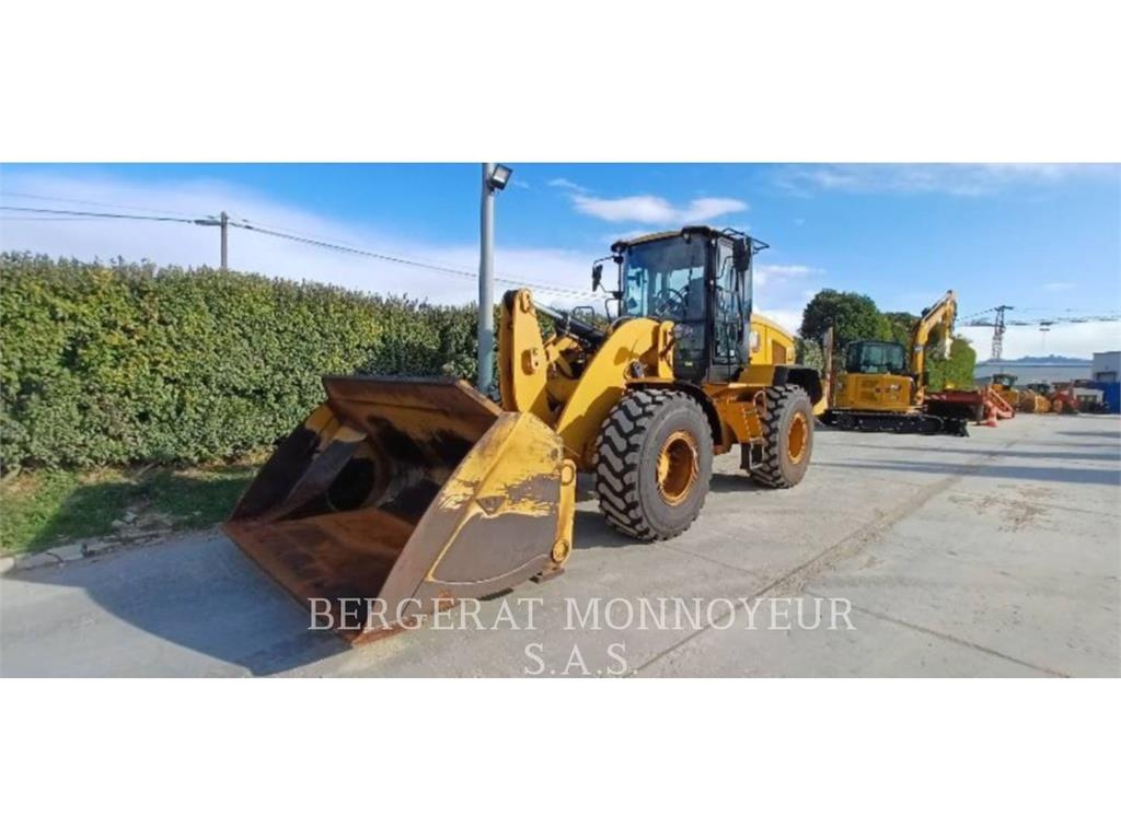 CAT 938M