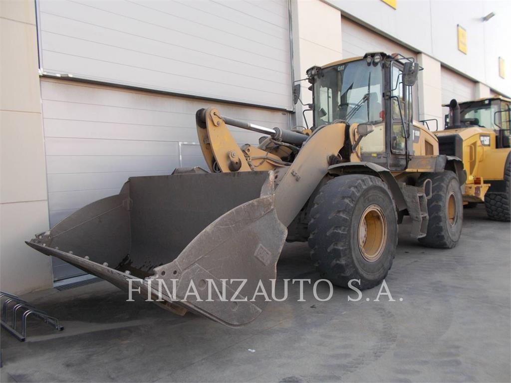 CAT 938M