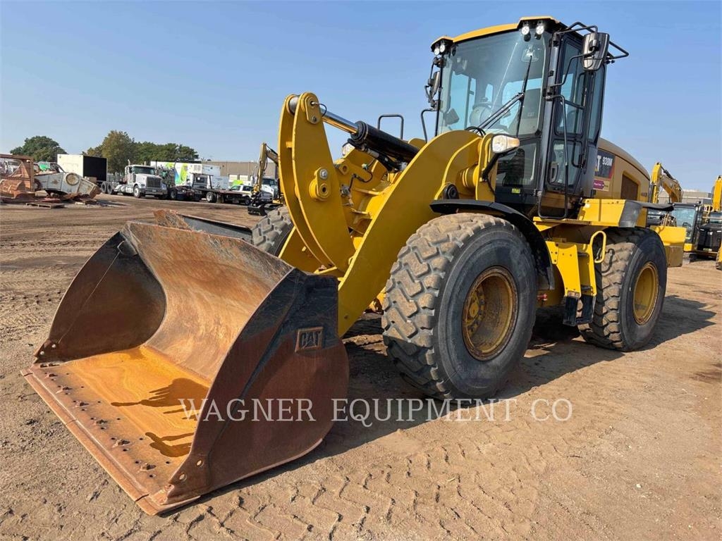 CAT 938M