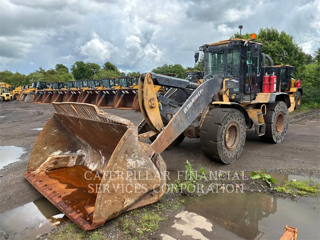 CAT 938M