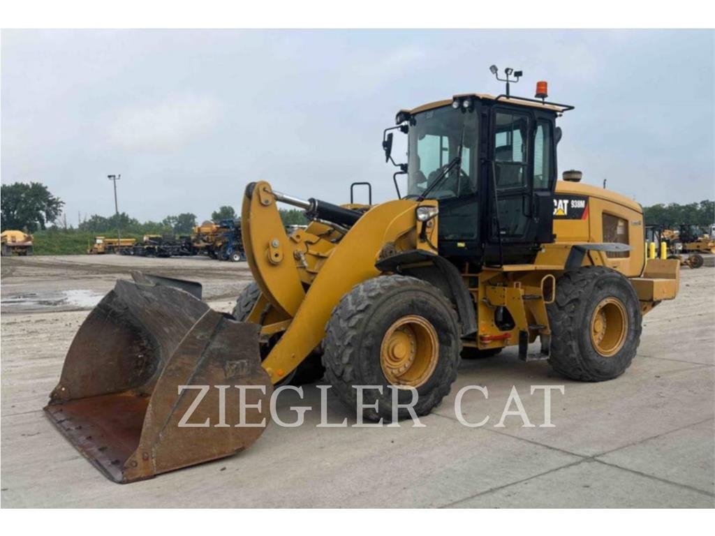 Chargeuse sur pneus Caterpillar 938M — occasion 2019, 6 036 h