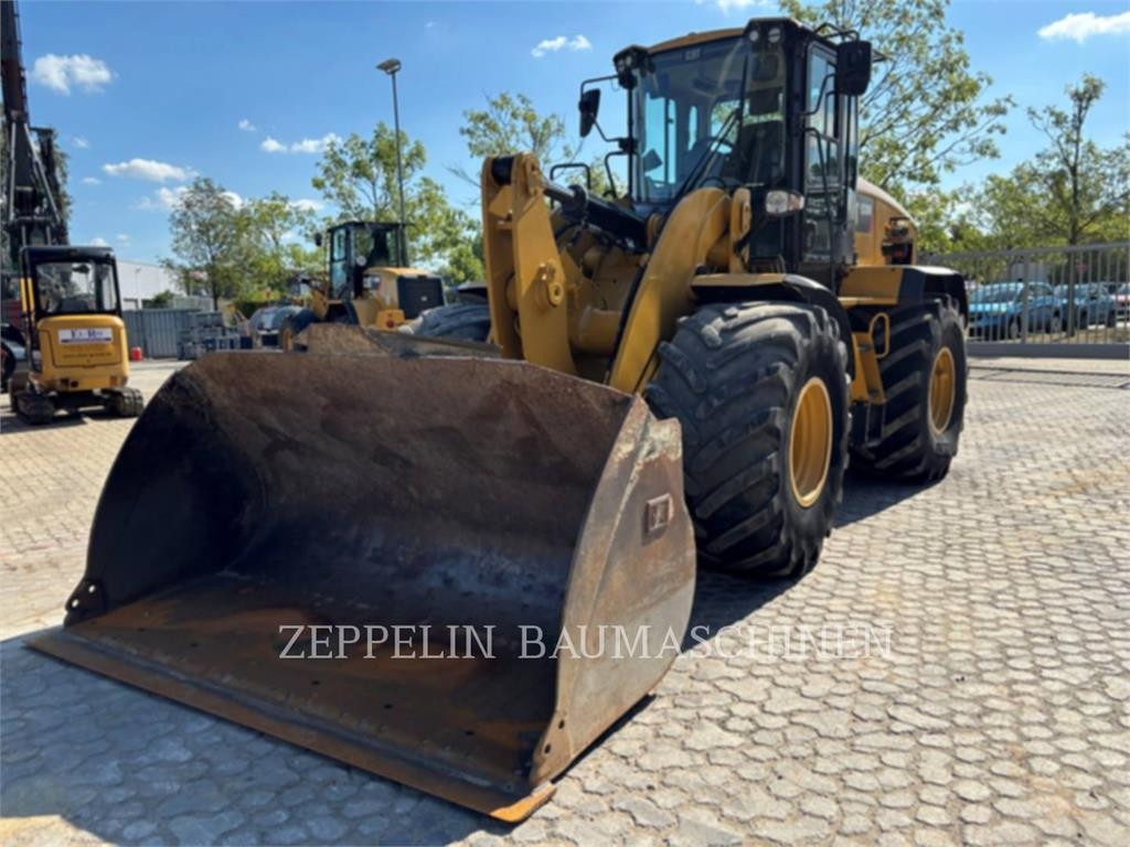 Chargeuse sur pneus Caterpillar 938M — occasion 2020, 7 540 h