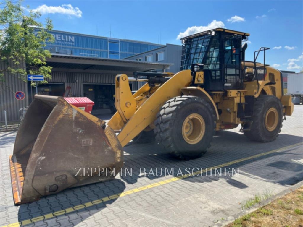 Chargeuse sur pneus Caterpillar 950M — occasion 2018, 5 833 h