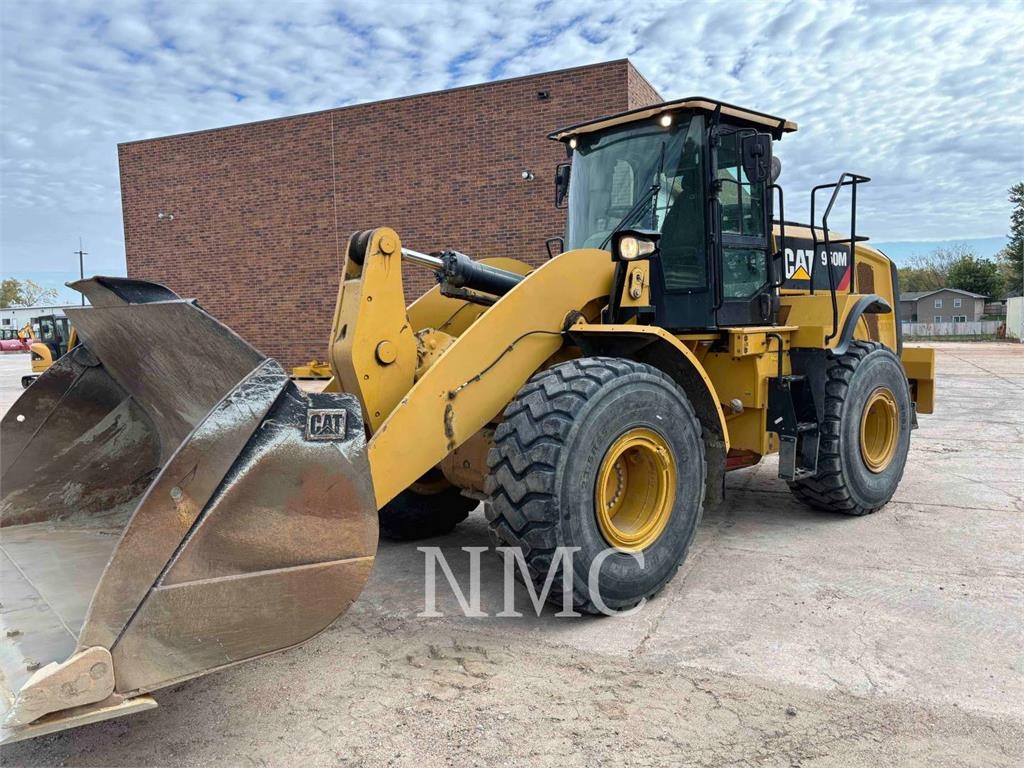 Chargeuse sur pneus Caterpillar 950M — occasion 2017, 5 901 h