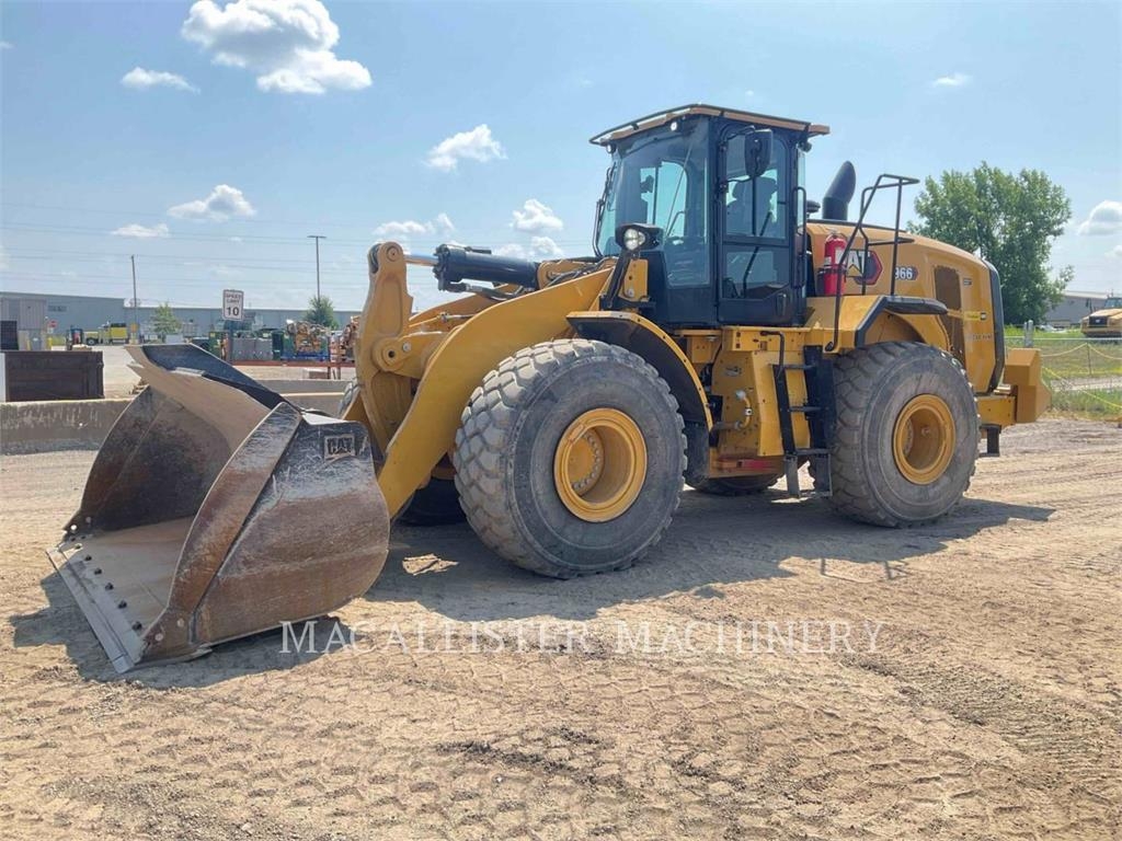 Chargeuse sur pneus Caterpillar 966 3Q — occasion 2022, 5 060 h