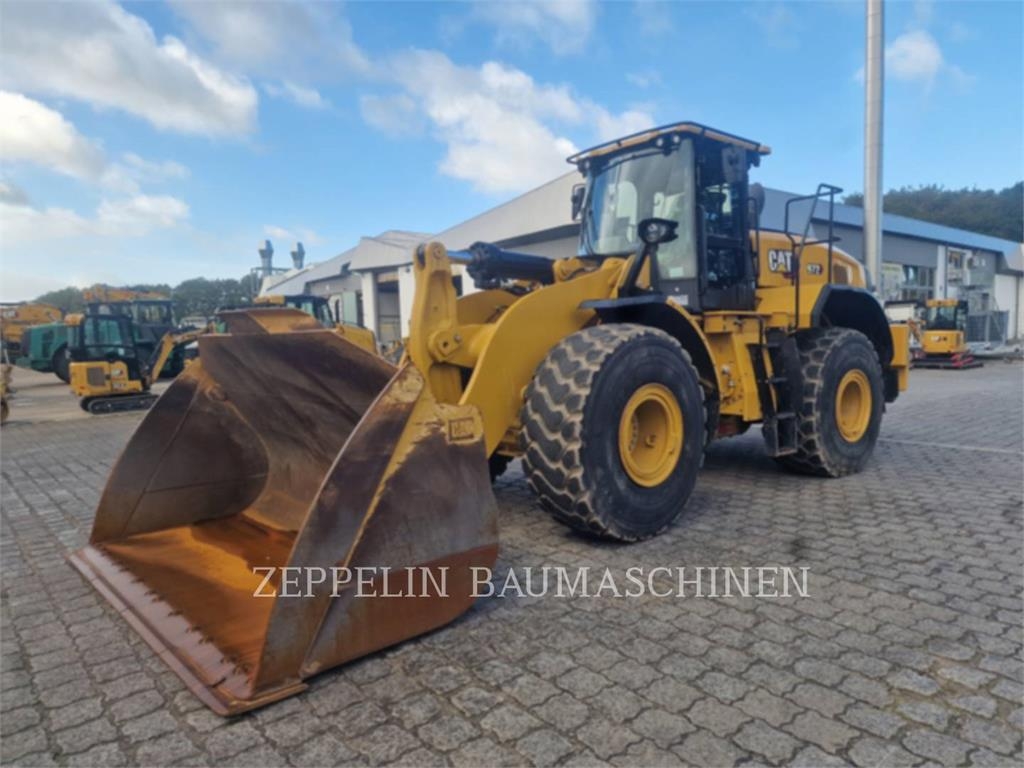 Chargeuse sur pneus Caterpillar 972 — occasion 2023, 4 888 h