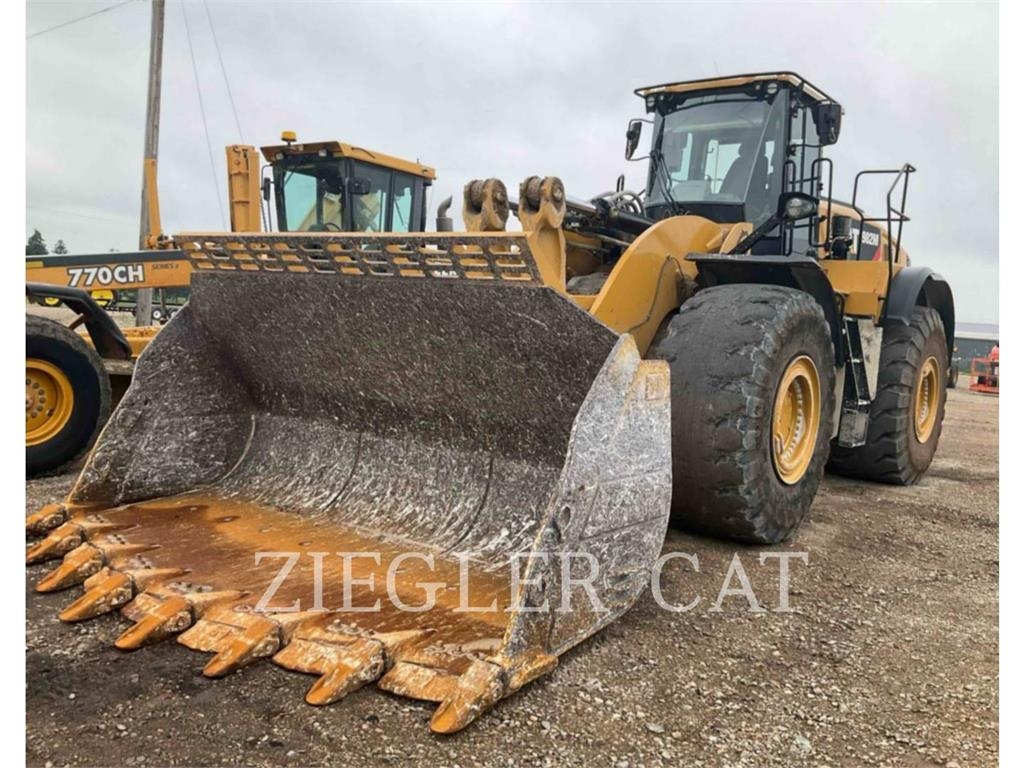 CAT 982M