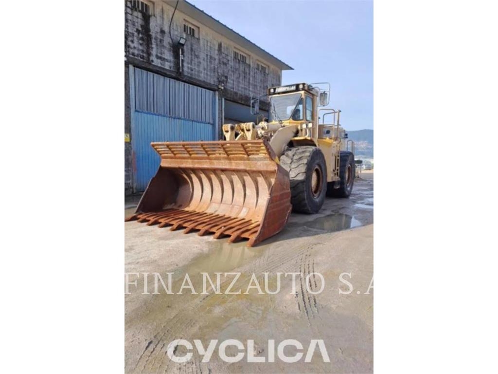 CAT 988F