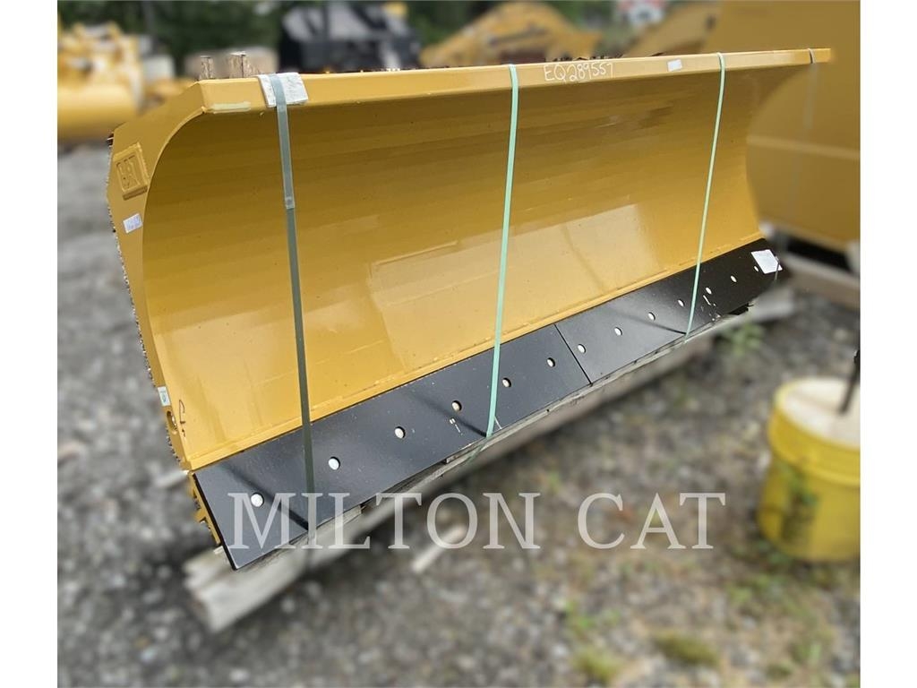 Souffleuse à neige Caterpillar BHL 9 SNOW PLOW, IT — occasion 2024, 1 h