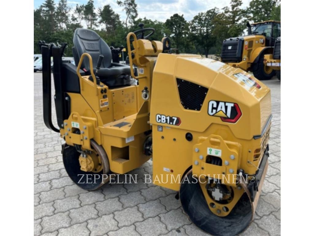 Compacteur Caterpillar CB1.7 — occasion 2024, 16 h