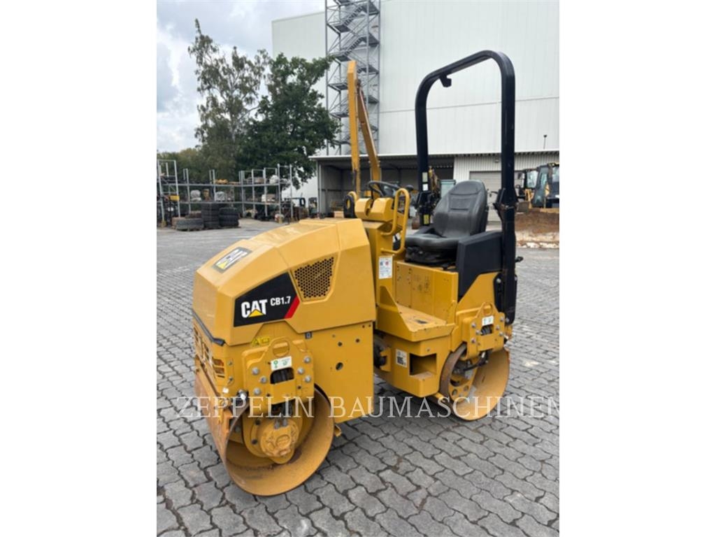Compacteur Caterpillar CB1.7 — occasion 2021, 486 h