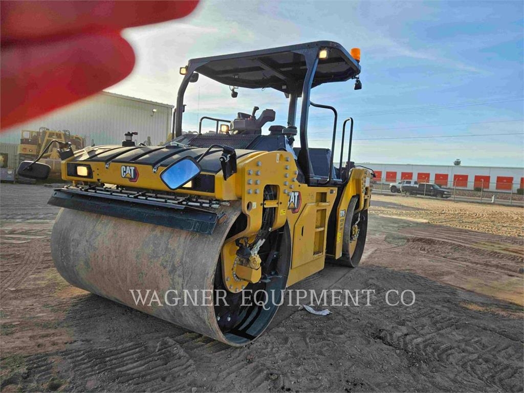 Compacteur Caterpillar CB16 — occasion 2024, 574 h