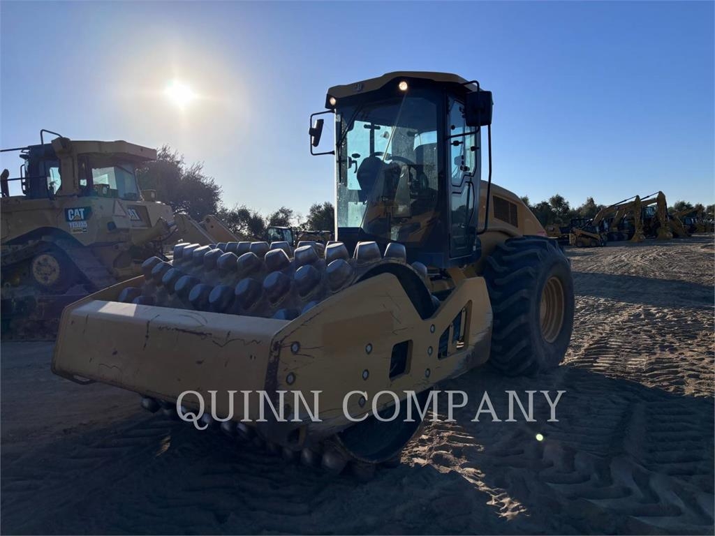 Rouleau monocylindre Caterpillar CP11GC — occasion 2021, 1 432 h