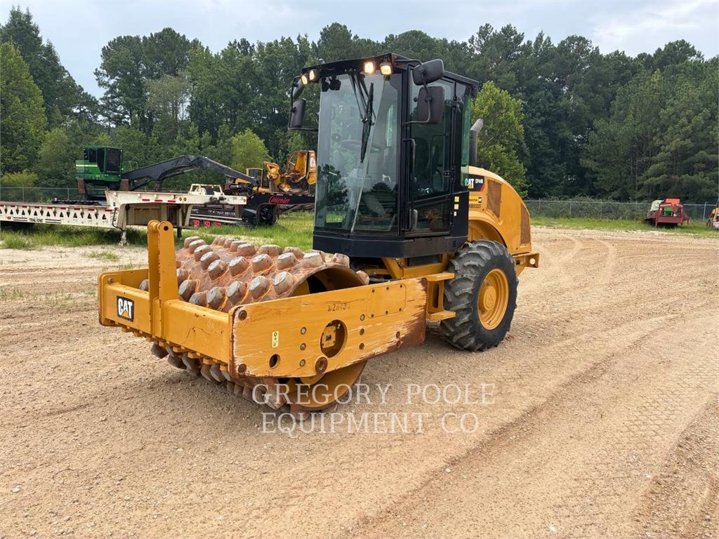 Rouleau monocylindre Caterpillar CP44B — occasion 2021, 1 023 h