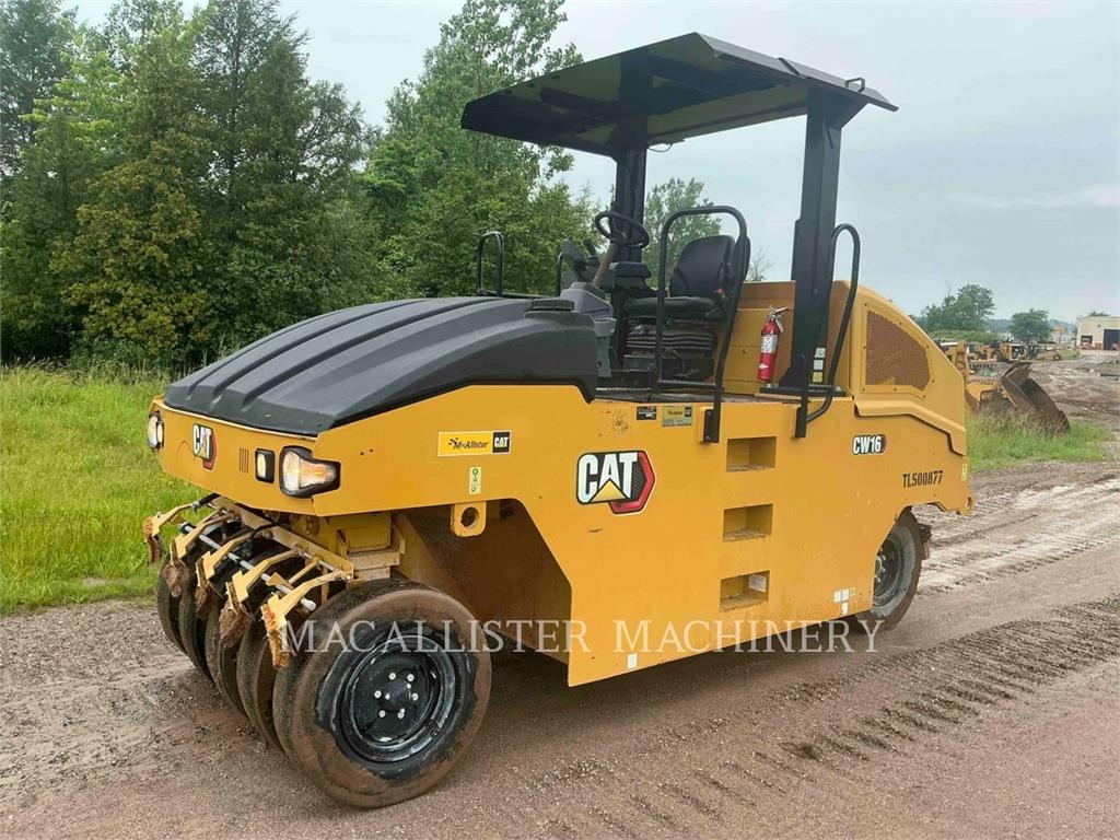 Rouleau à pneus Caterpillar CW16 — occasion 2024, 367 h