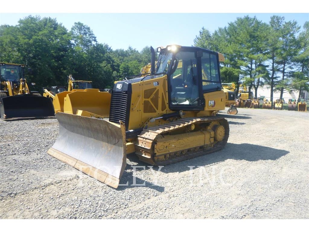 CAT D2-12