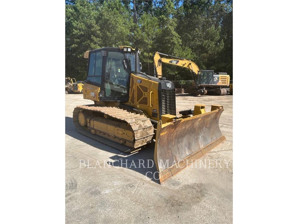 Bulldozer Caterpillar D3 LGP — occasion 2021, 1 490 h