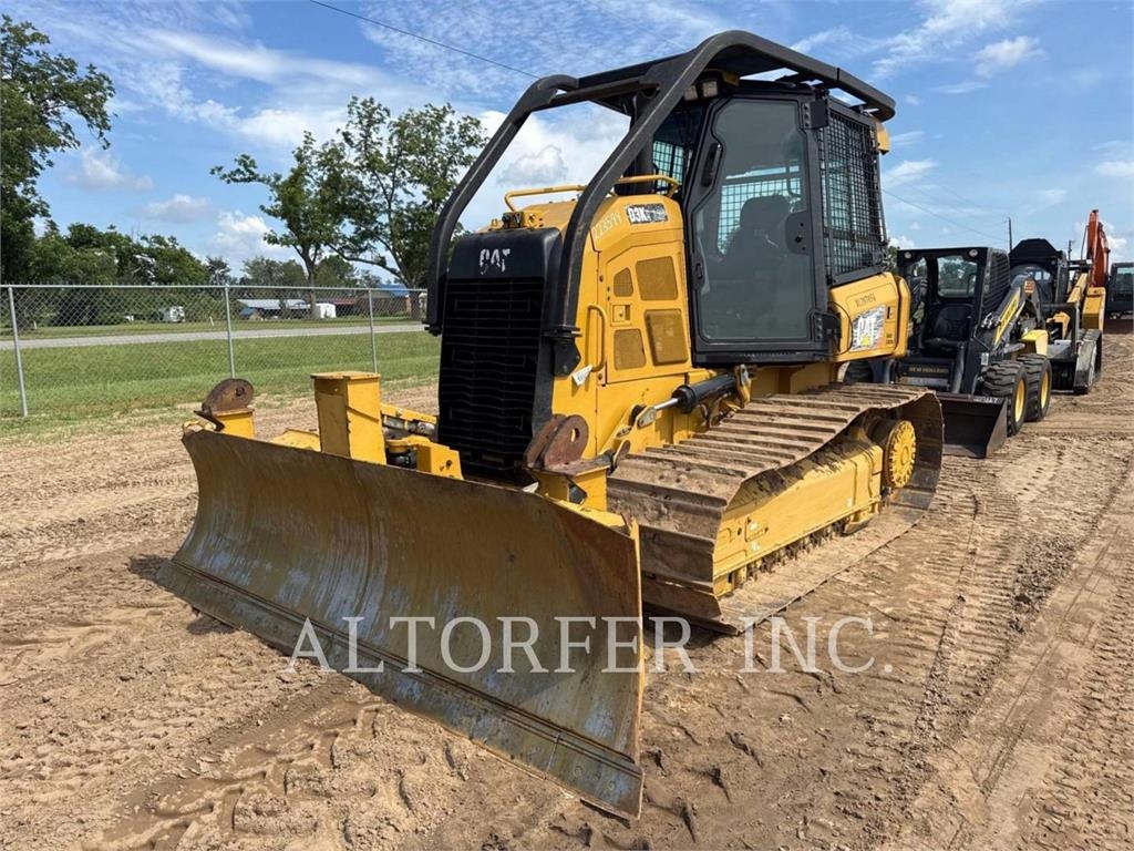 Bulldozer Caterpillar D3K2 LGP — occasion 2020, 2 823 h
