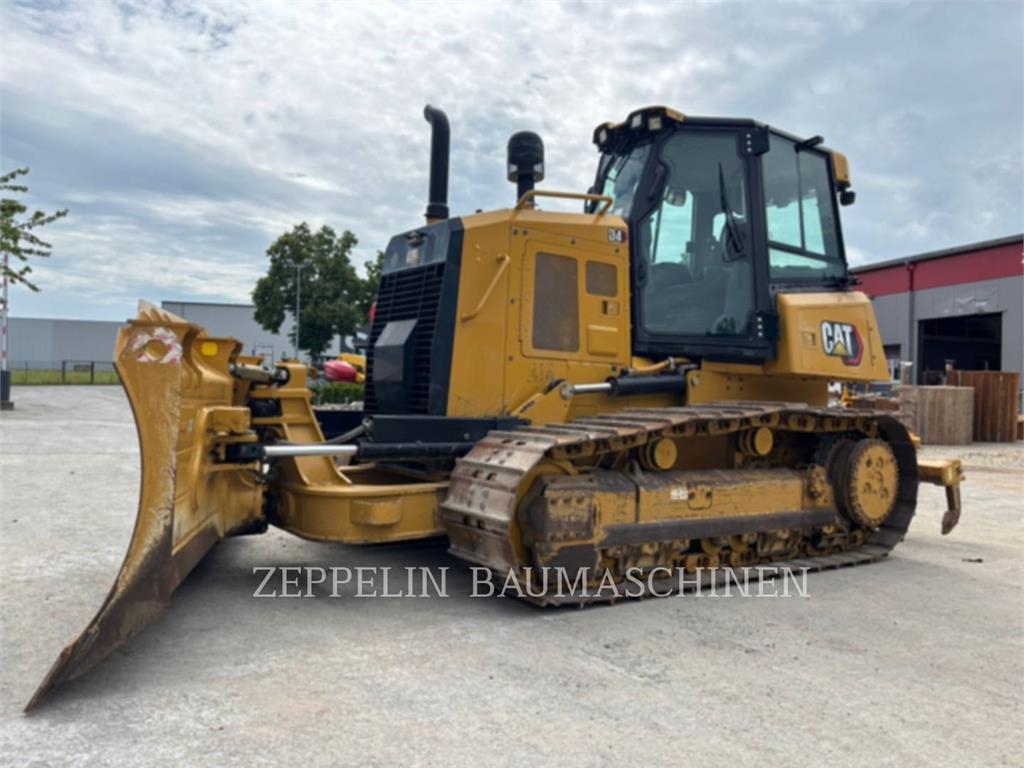 Bulldozer Caterpillar D4-15A — occasion 2020, 5 902 h