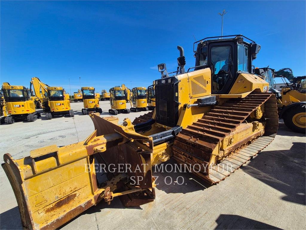 CAT D5