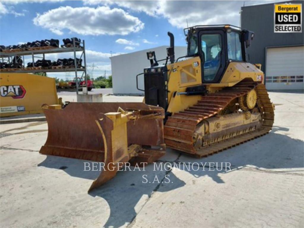 CAT D5