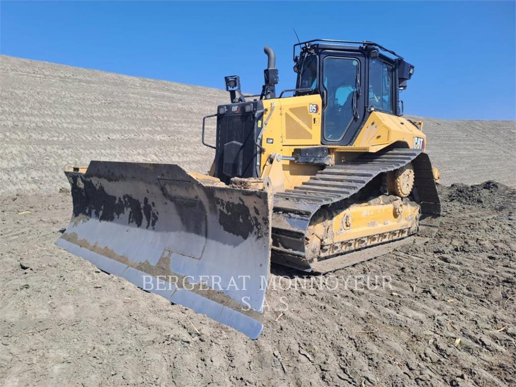 CAT D5-17VP
