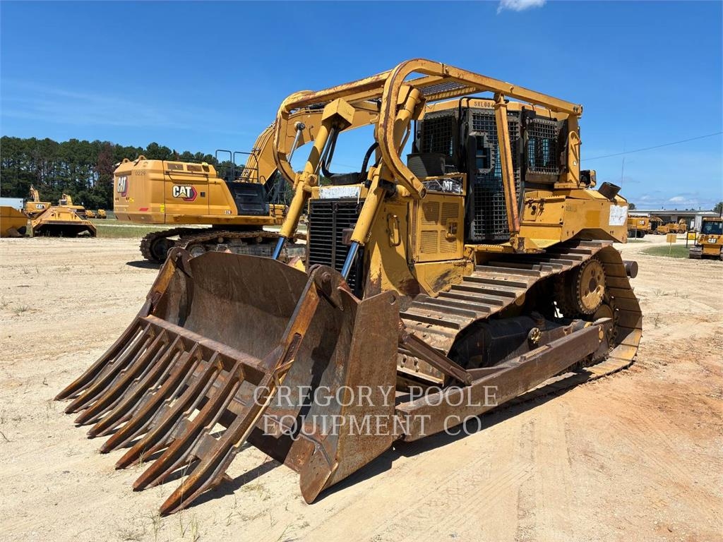 Bulldozer Caterpillar D6T — occasion 2008, 11 410 h