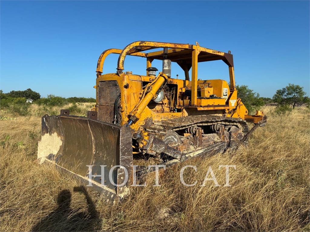 CAT D7E
