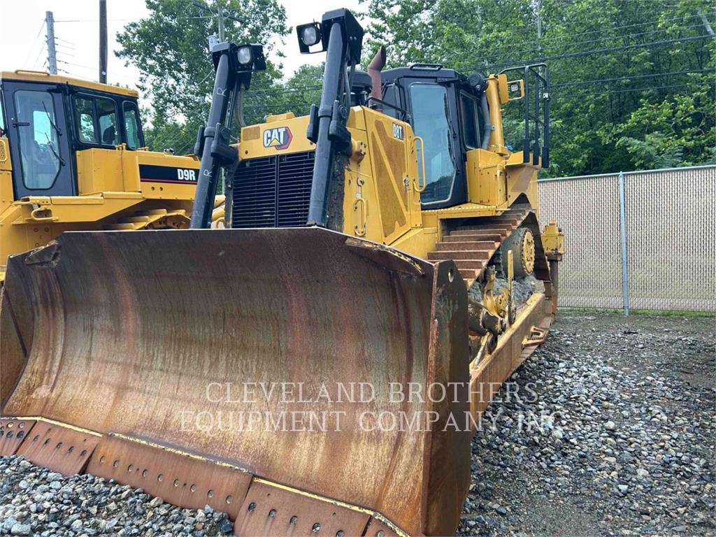 Bulldozer Caterpillar D8T — occasion 2022, 6 216 h