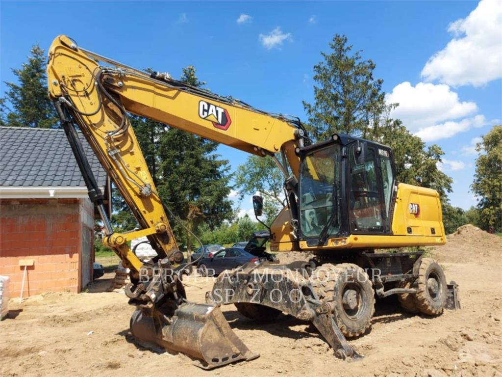 CAT M316