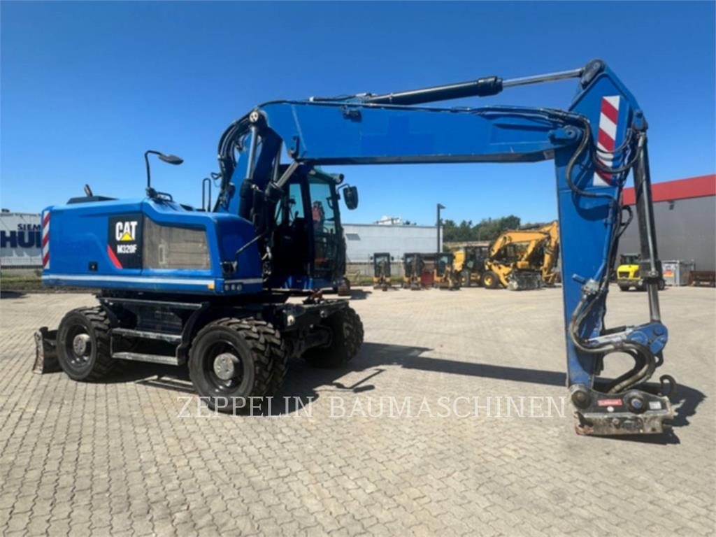 Pelle sur pneus Caterpillar M320F — occasion 2019, 7 372 h