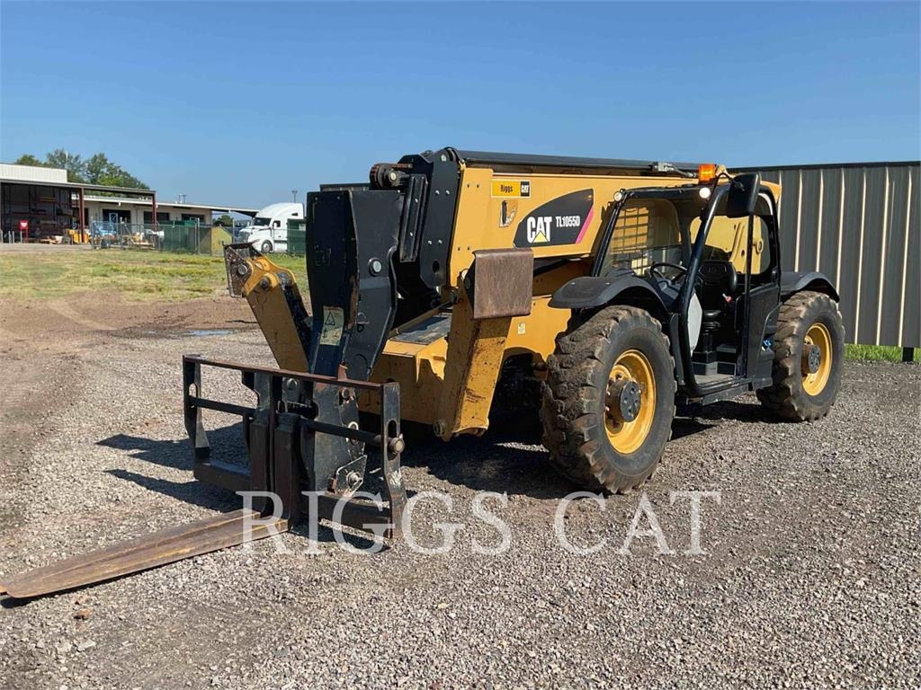 Chariot télescopique Caterpillar TL1055D — occasion 2015, 3 004 h