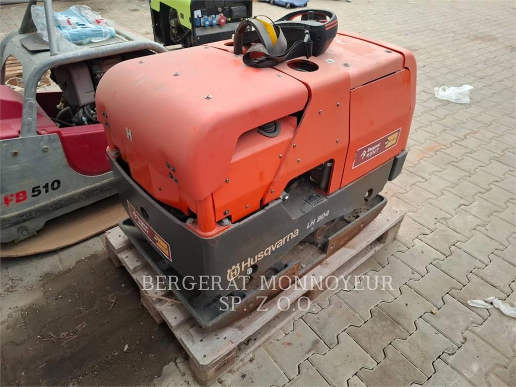 Rouleau monocylindre Husqvarna LH804 — occasion 2020