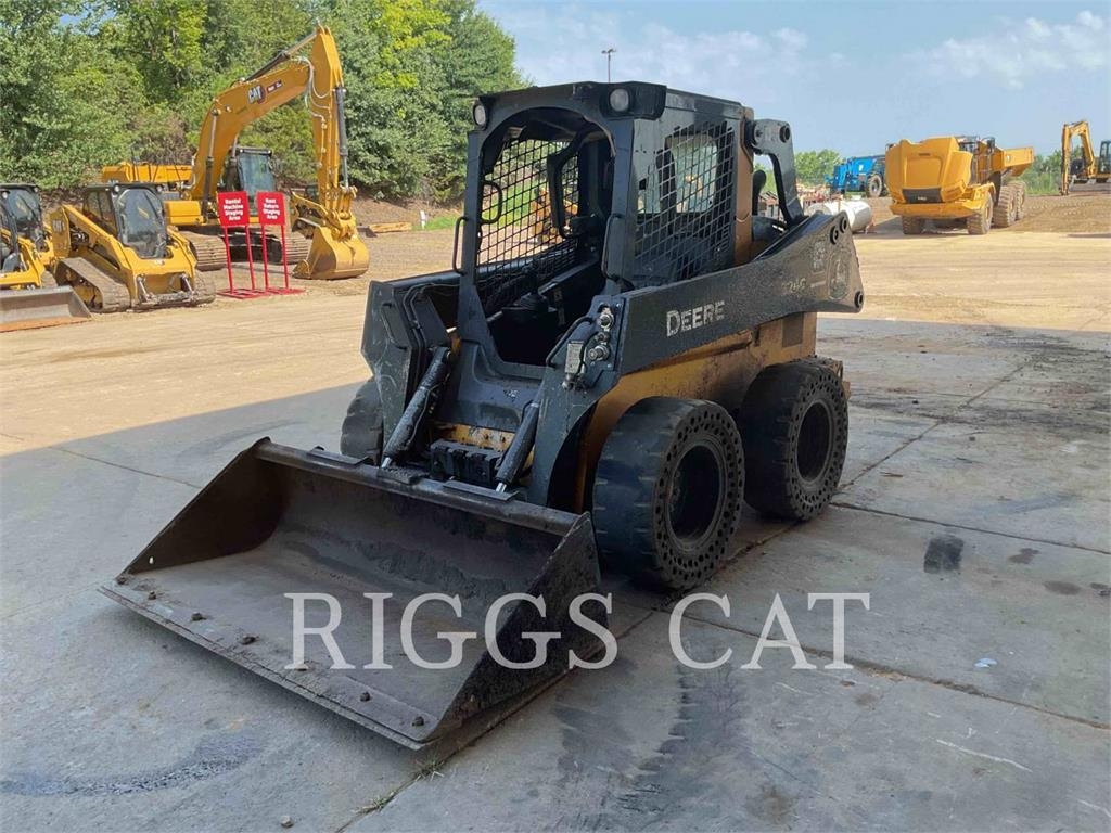 Chargeuse compacte John Deere 324G — occasion 2024, 2 731 h