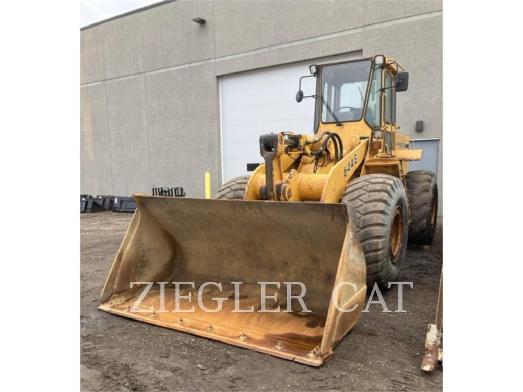 Chargeuse sur pneus John Deere & CO. 644E — occasion 1989, 20 644 h