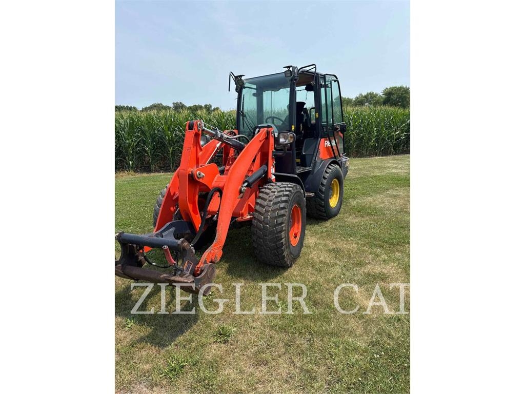 Kubota 640