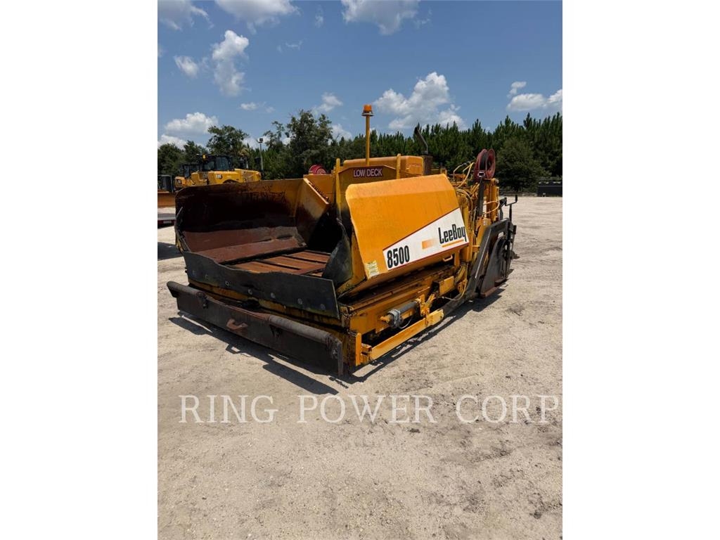 Recycleur de bitume LeeBoy 8500 — occasion 2003