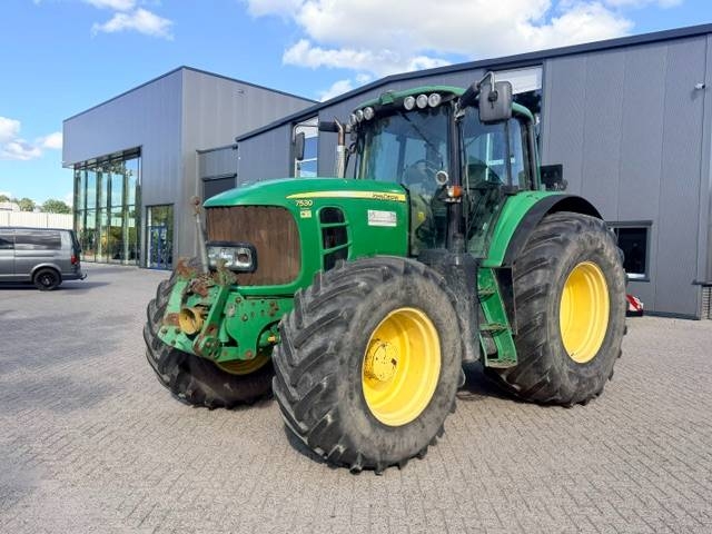 John Deere 7530 AP, TLS, FH+PTO